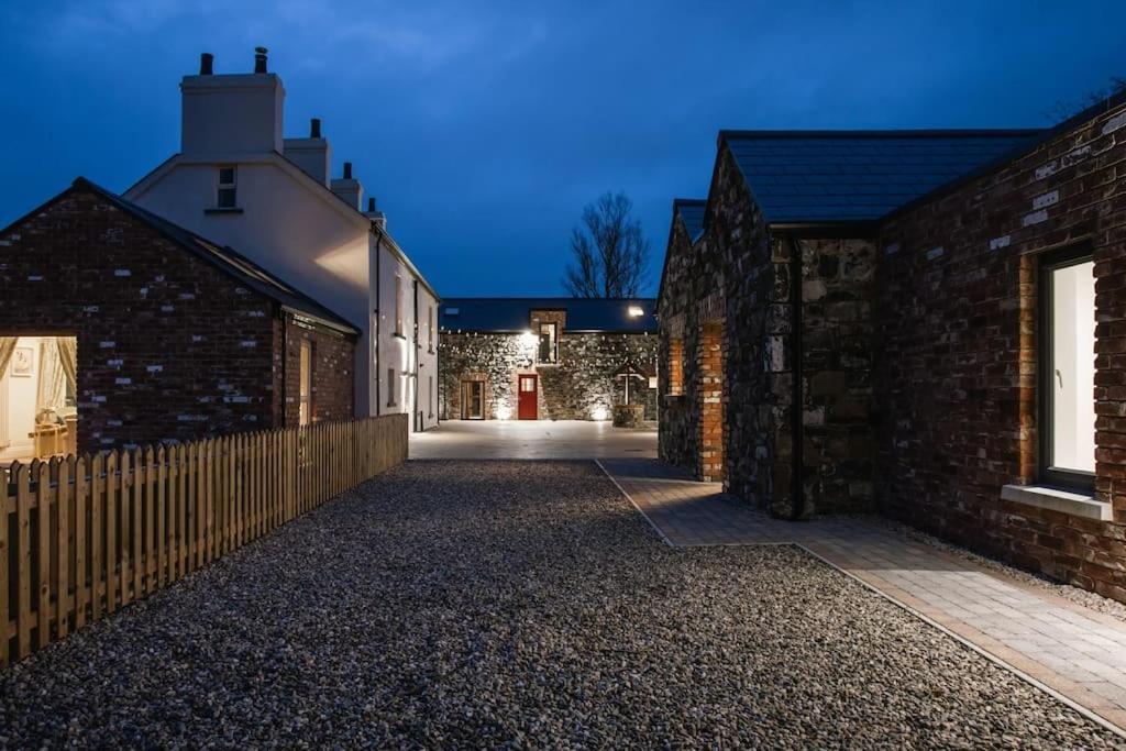 The Barn At Corrstown Village Portrush Buitenkant foto